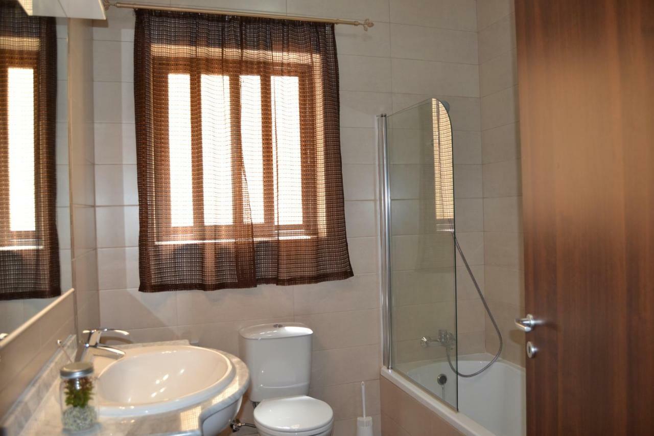 Mellieha Town Centre Bright & Spacious 3 Bedroom Apartment Exterior foto